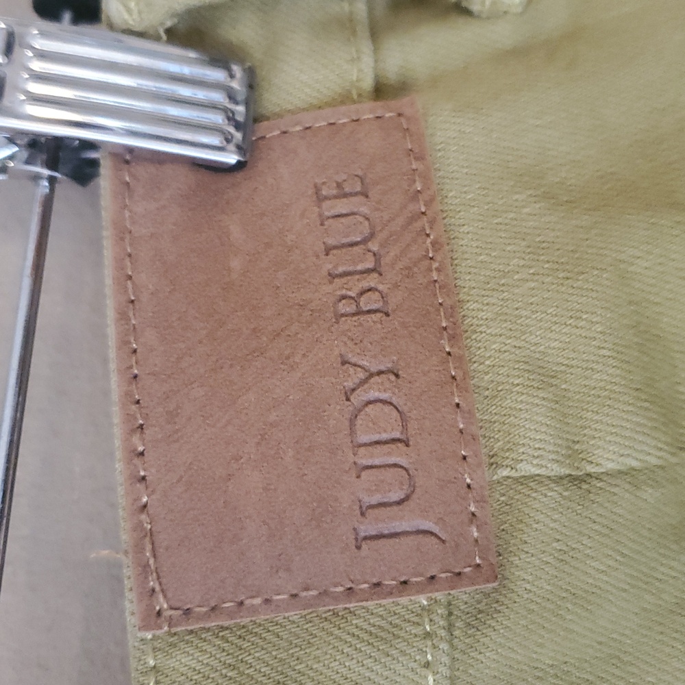Judy Blue High Rise Straight Leg Cargo Jeans in Matcha Green Size 13/31 - Picture 12 of 14